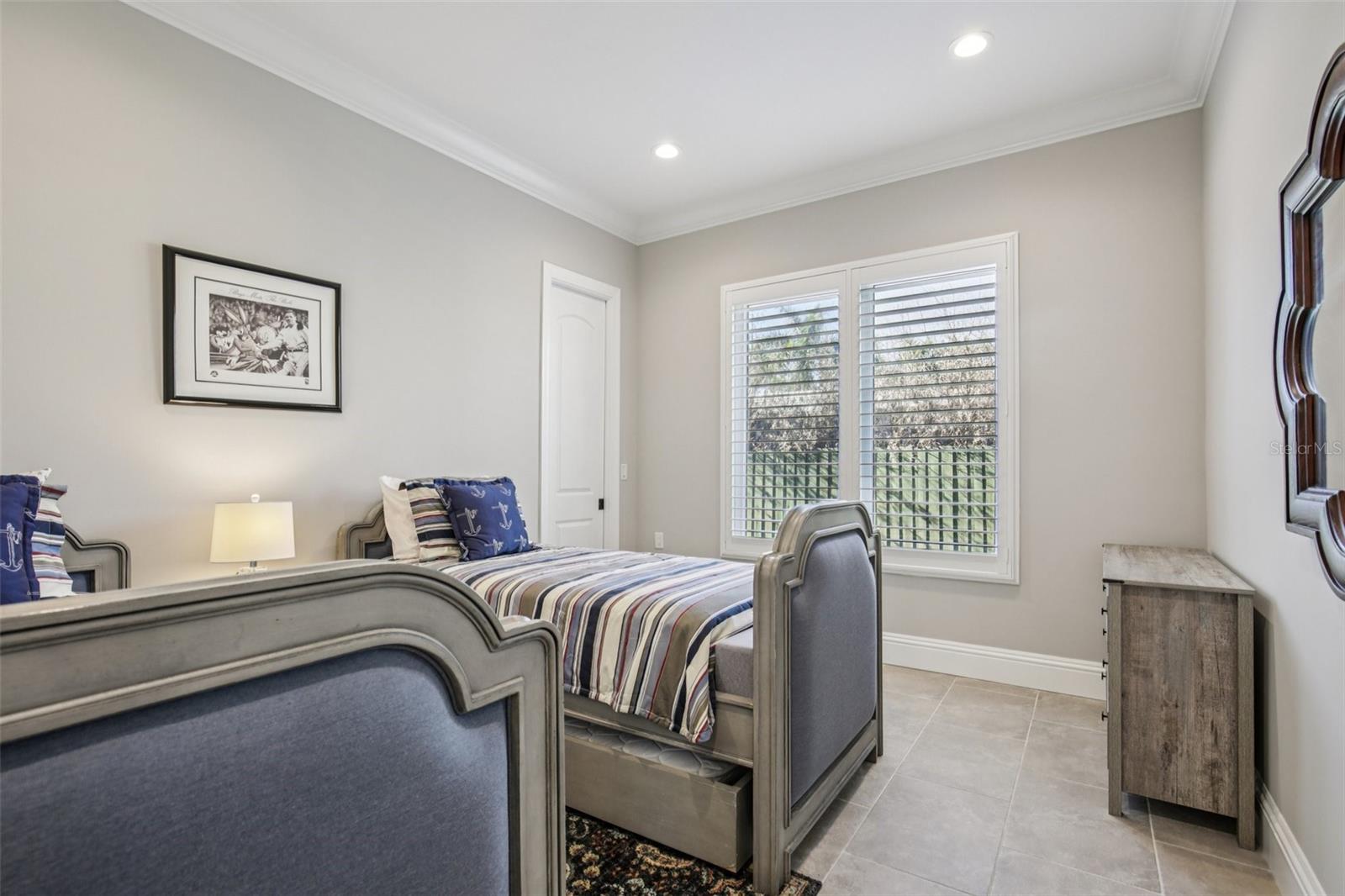 A4680622 Property Photo