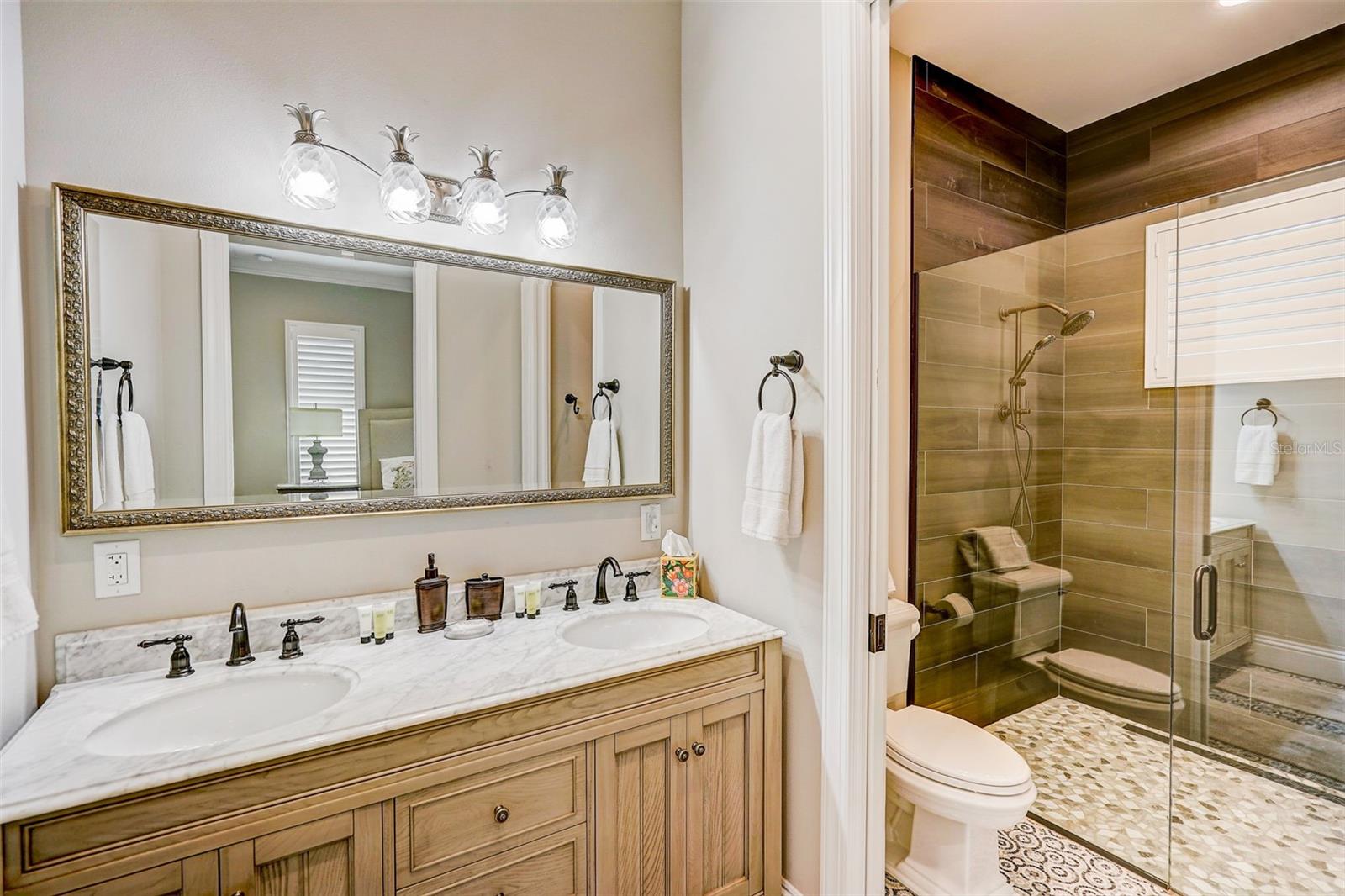 125 S BLVD OF PRESIDENTS, SARASOTA, FL, 34236