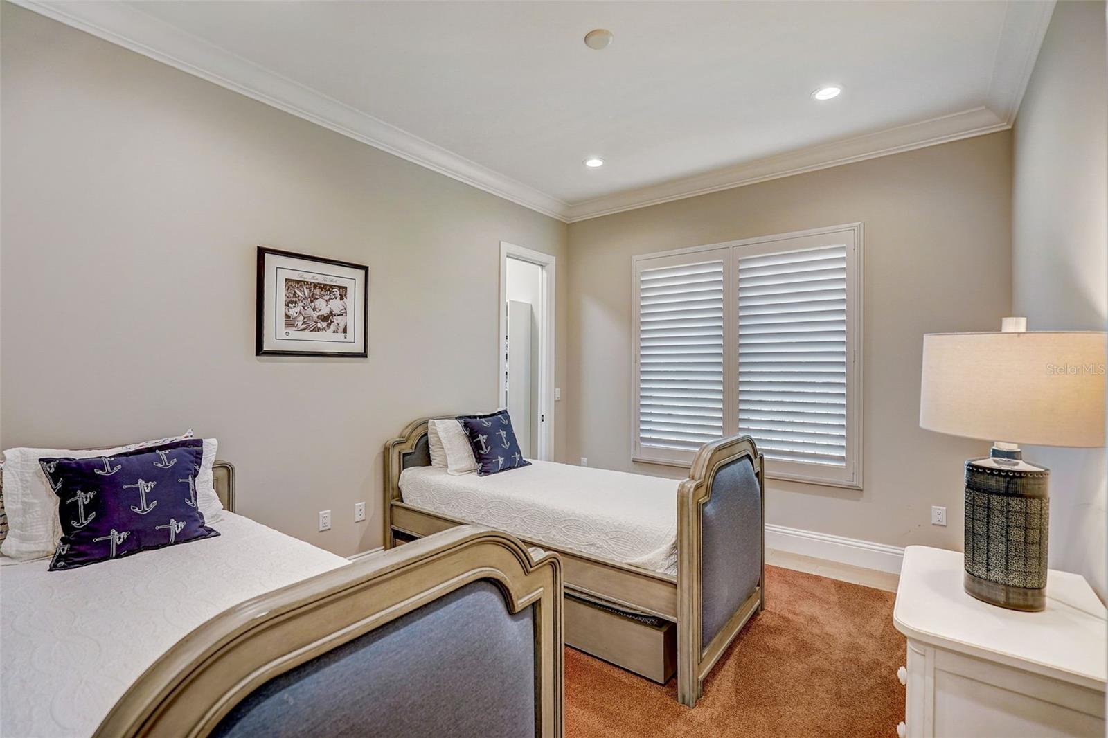 125 S BLVD OF PRESIDENTS, SARASOTA, FL, 34236