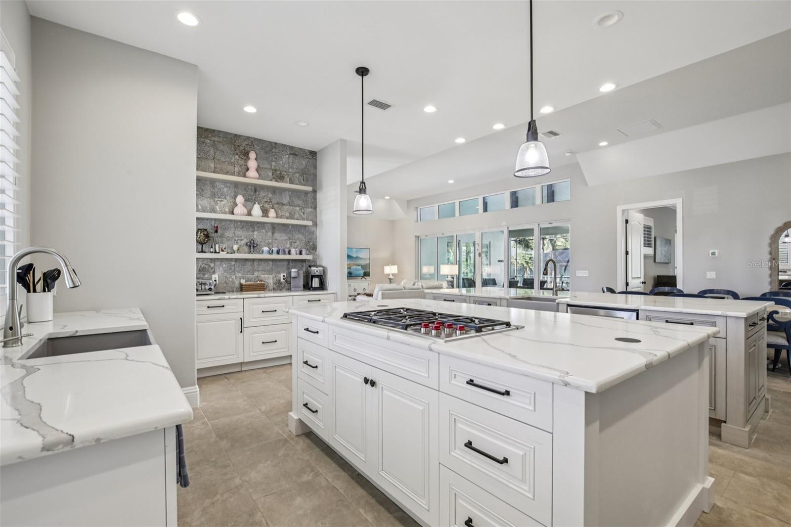 A4680622 Property Photo