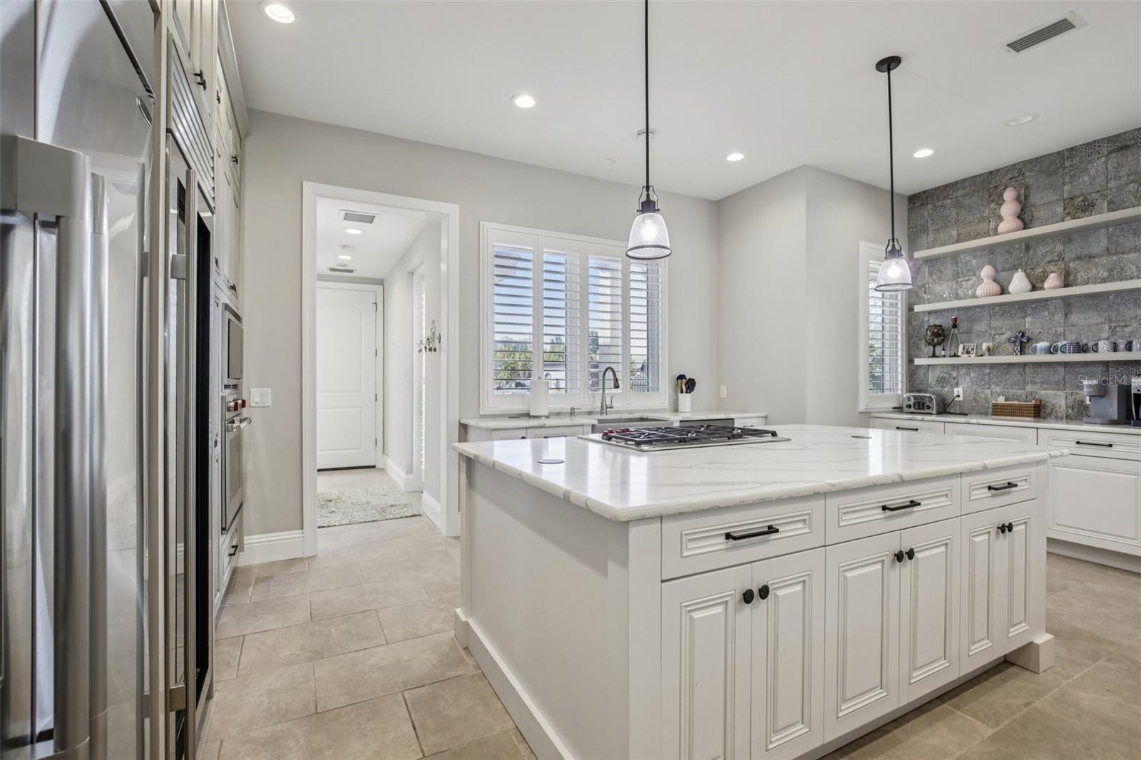 A4680622 Property Photo