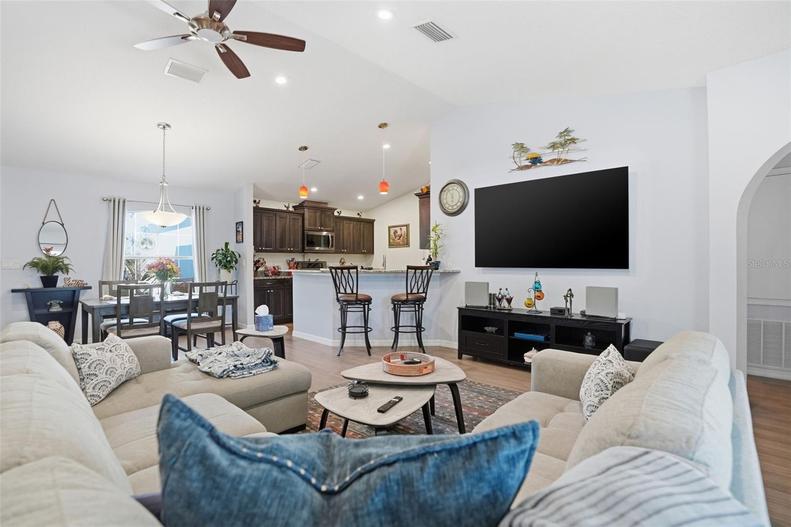 17402 MABERLY RD, WEEKI WACHEE, FL, 34614