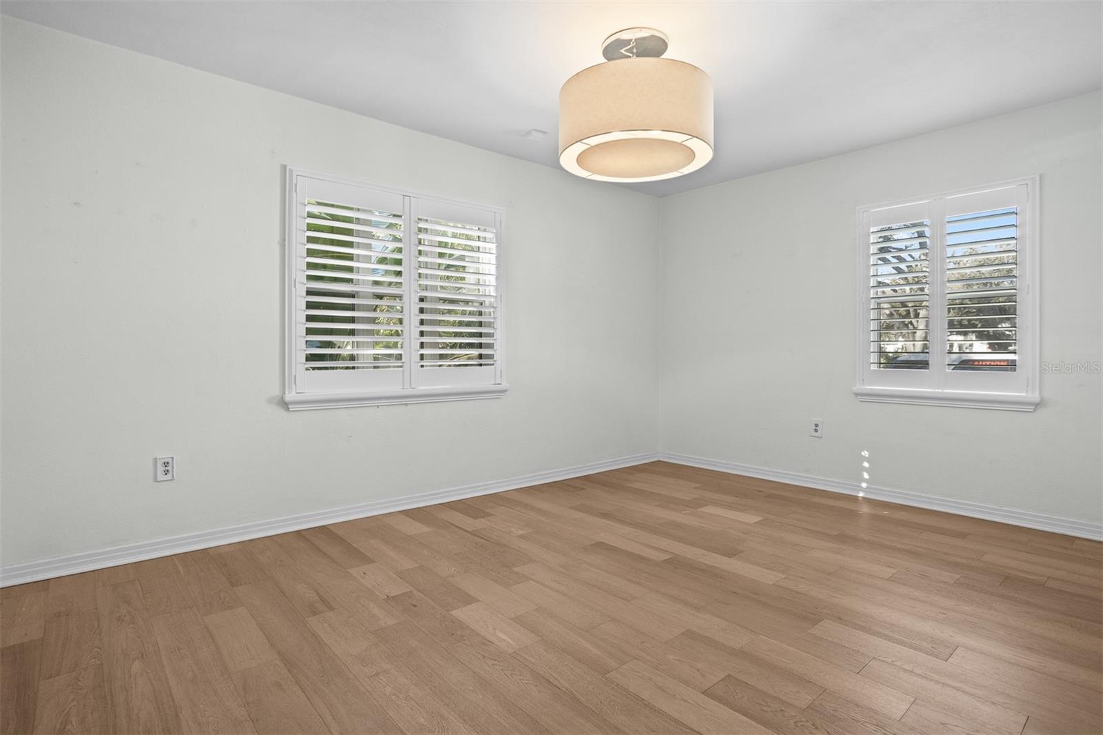 4107 W MULLEN AVE, TAMPA, FL, 33609