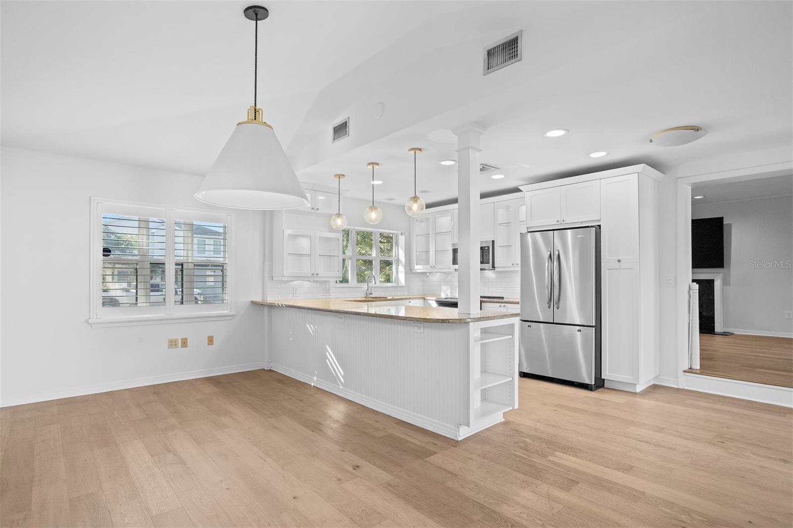 4107 W MULLEN AVE, TAMPA, FL, 33609