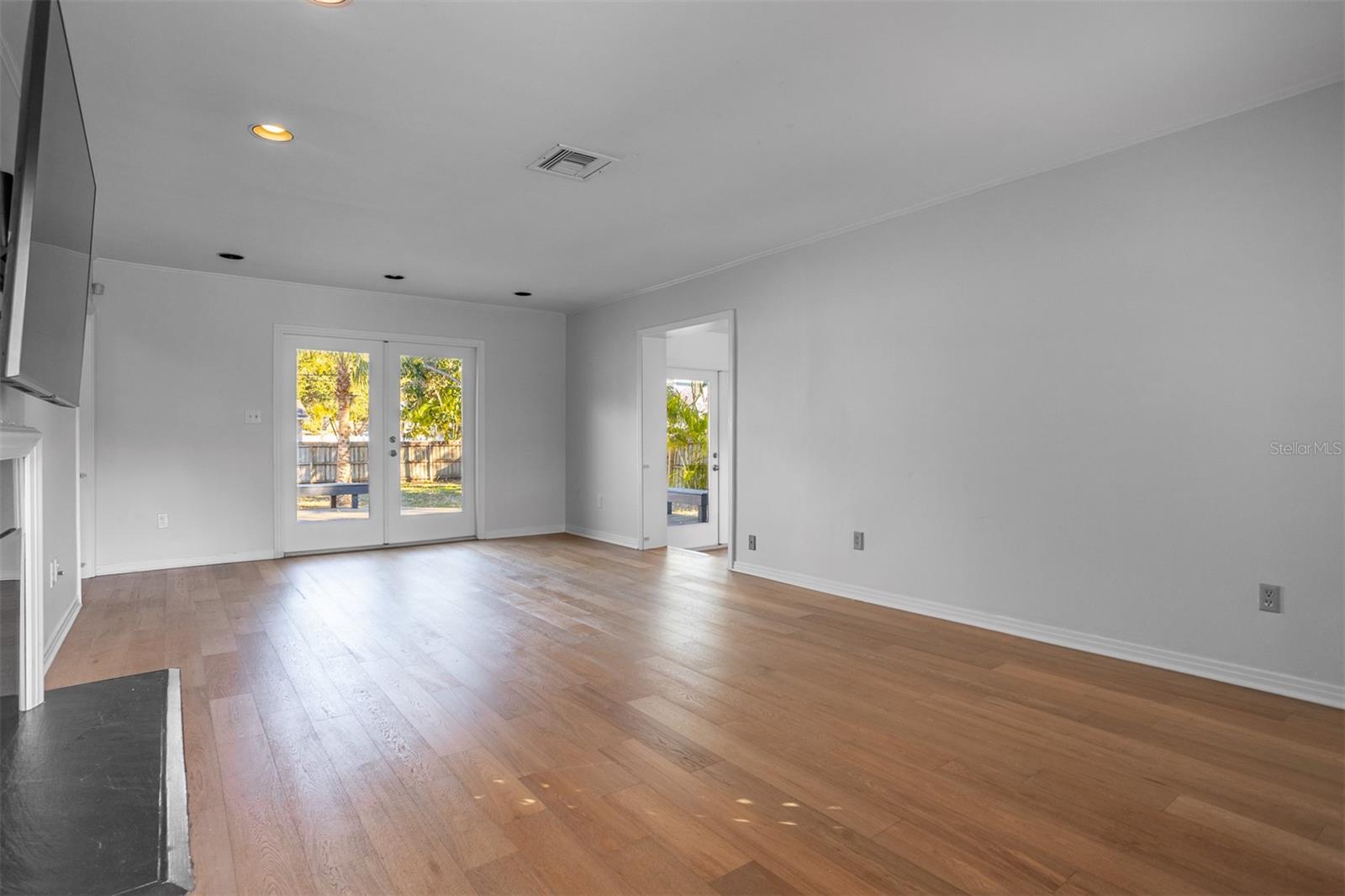 4107 W MULLEN AVE, TAMPA, FL, 33609