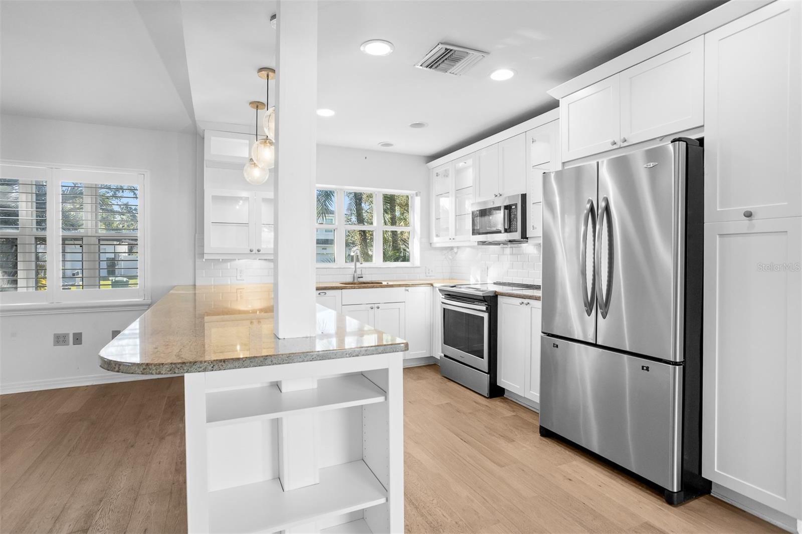 4107 W MULLEN AVE, TAMPA, FL, 33609