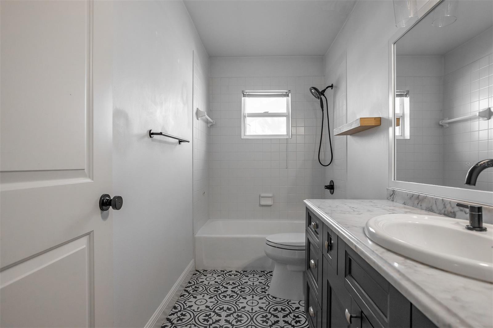 4107 W MULLEN AVE, TAMPA, FL, 33609