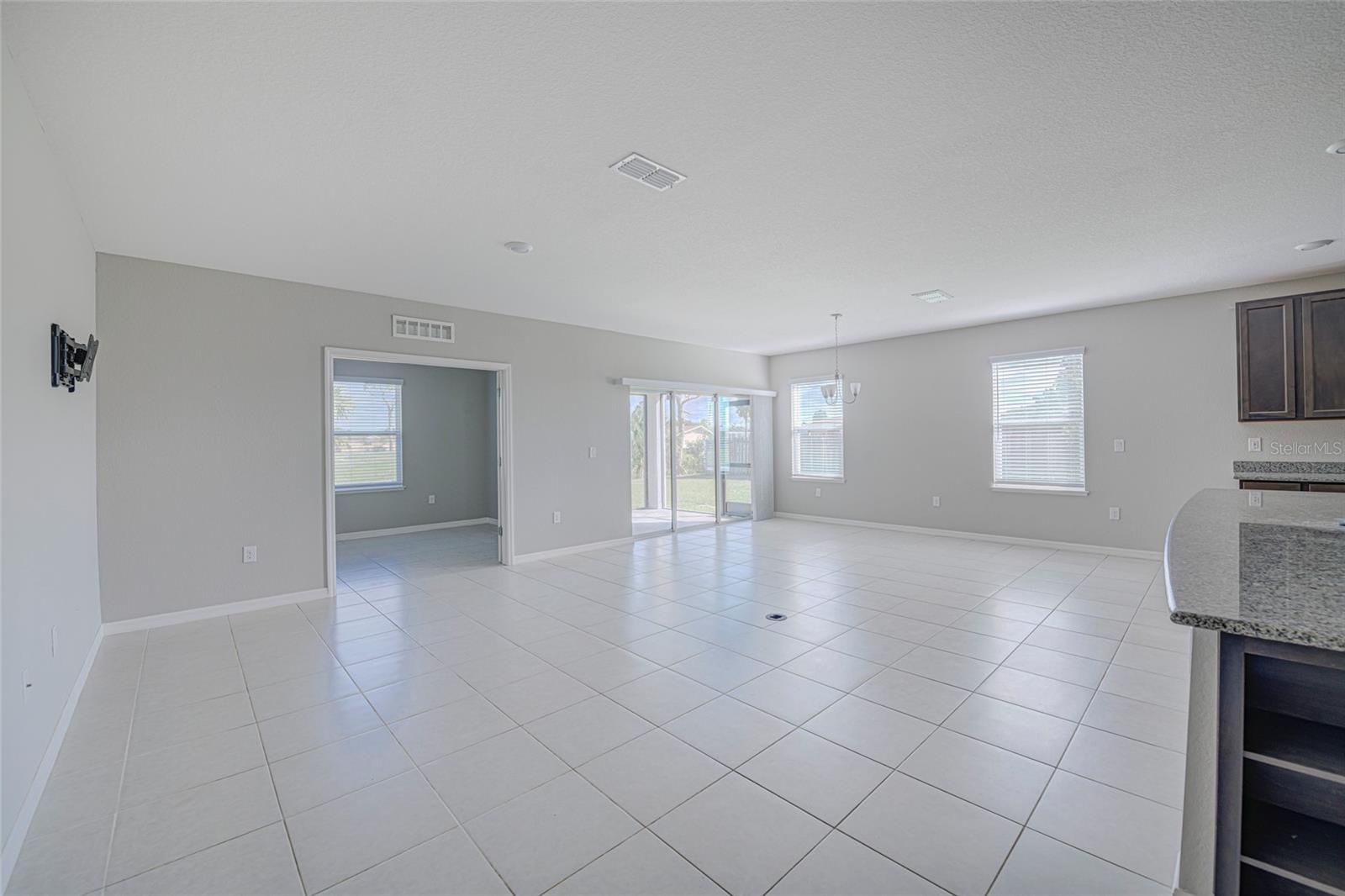 3215 BROOKLYN AVE, PORT CHARLOTTE, FL, 33952