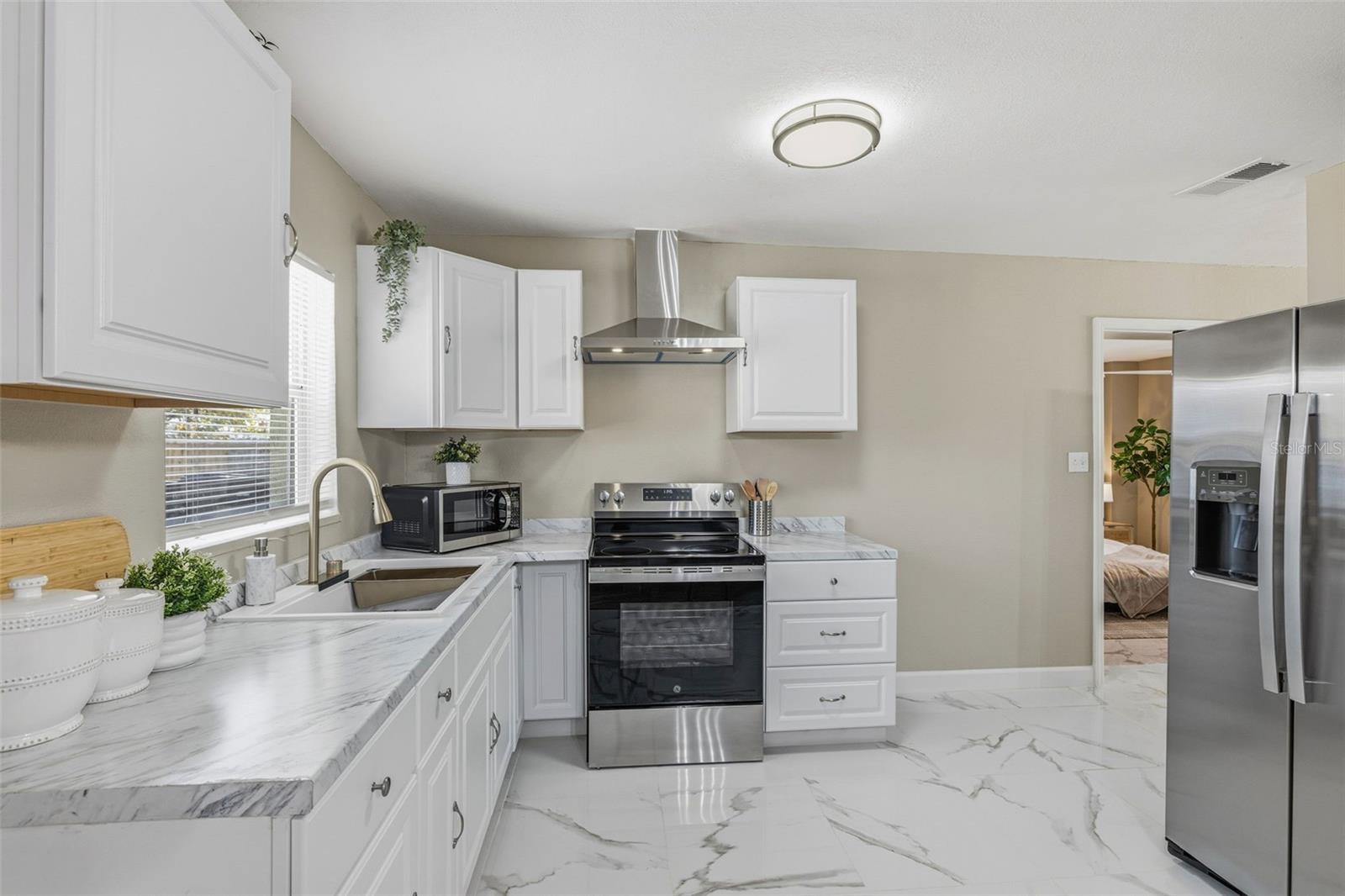 613 SAVANNAH AVE, LAKELAND, FL, 33815