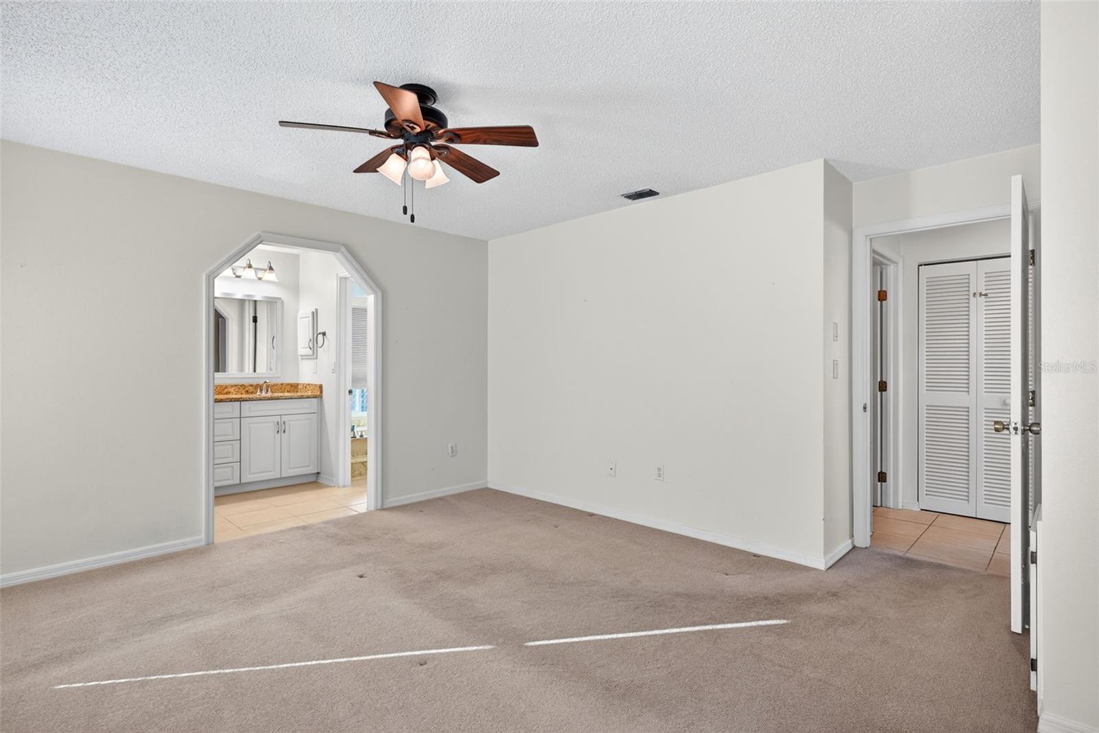 1052 SHEEHAN BLVD, PORT CHARLOTTE, FL, 33952