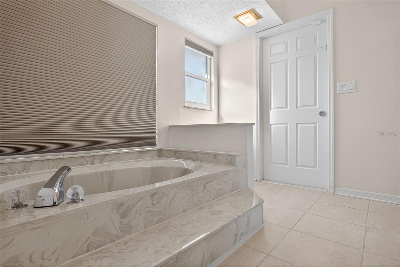 1052 SHEEHAN BLVD, PORT CHARLOTTE, FL, 33952