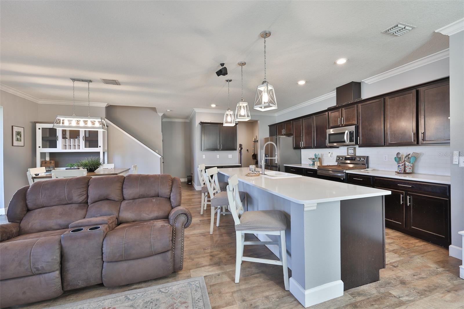 10604 ALDO MORO DR, WIMAUMA, FL, 33598