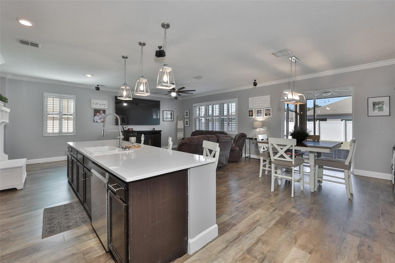 10604 ALDO MORO DR, WIMAUMA, FL, 33598