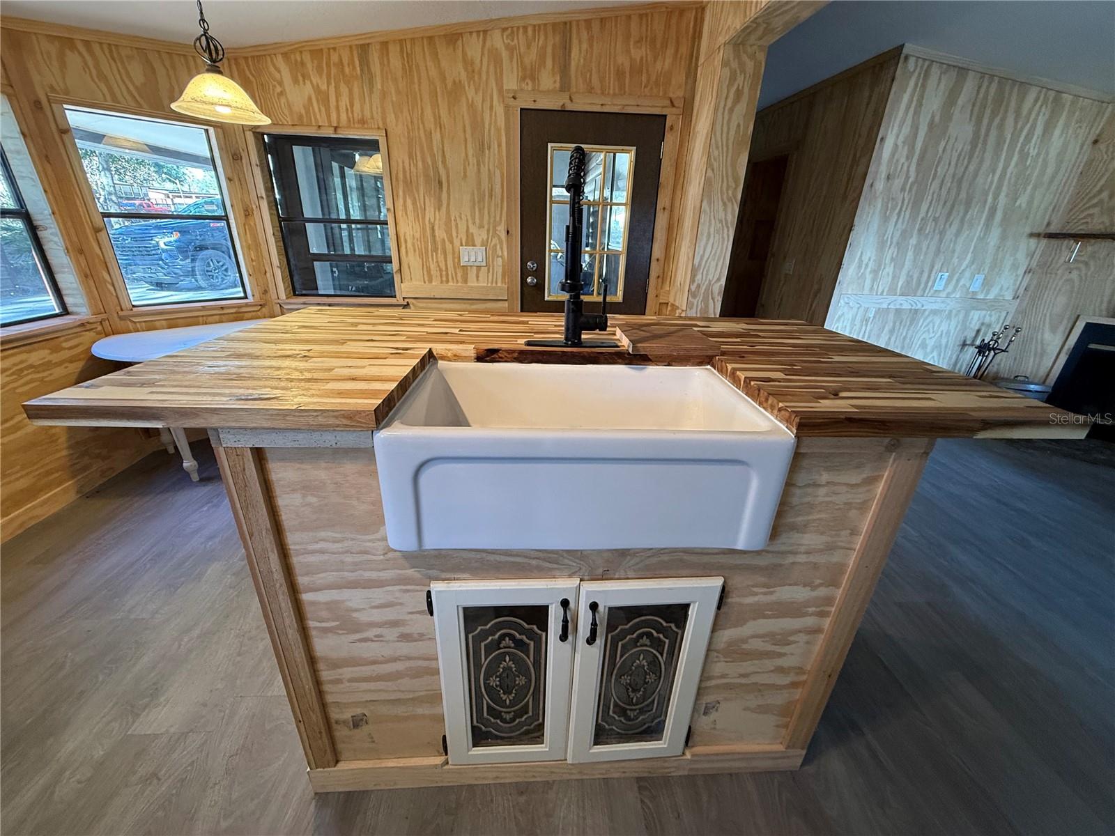 27834 VEVA AVE, PAISLEY, FL, 32767