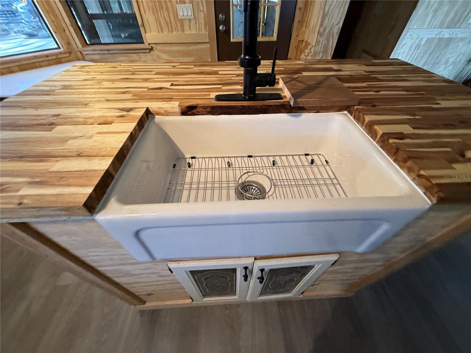 27834 VEVA AVE, PAISLEY, FL, 32767