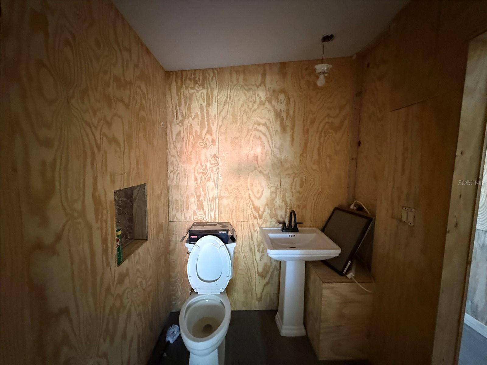 27834 VEVA AVE, PAISLEY, FL, 32767