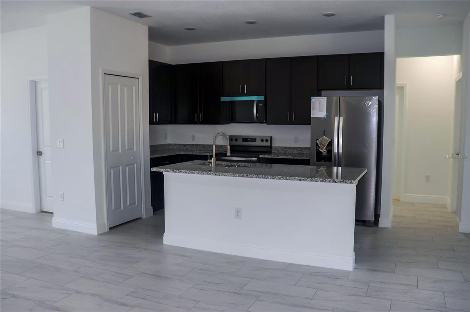 6926 N ELKCAM BLVD, CITRUS SPRINGS, FL, 34433