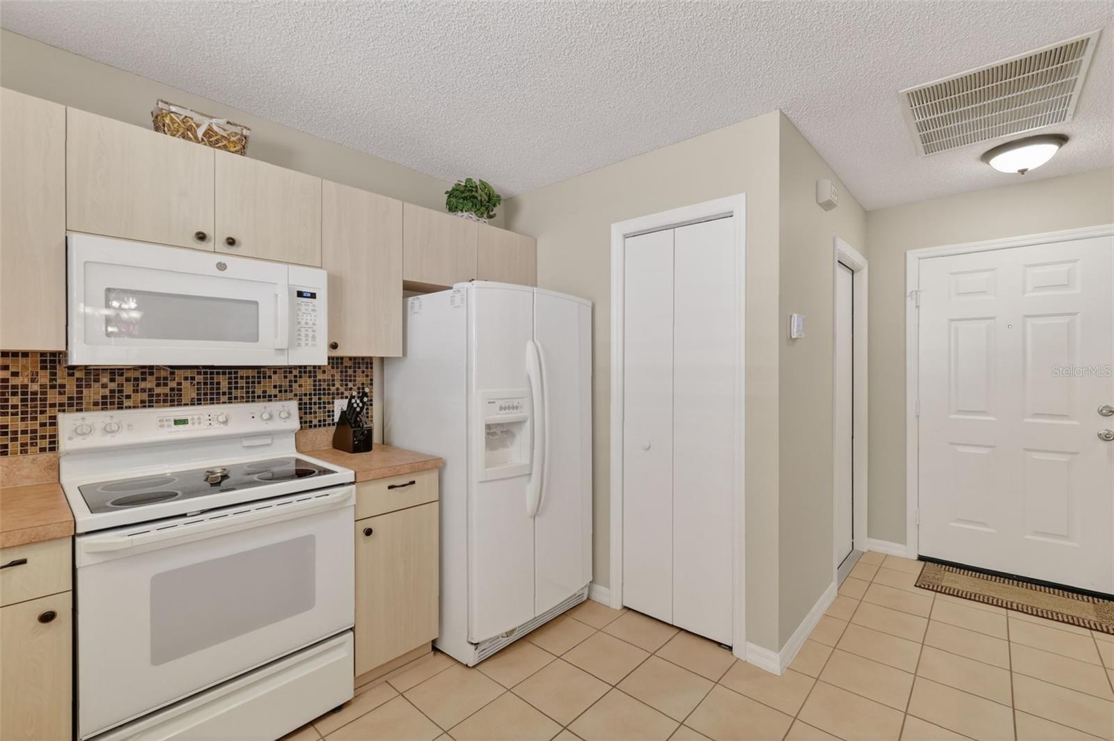 1657 ZADORA LN, THE VILLAGES, FL, 32159