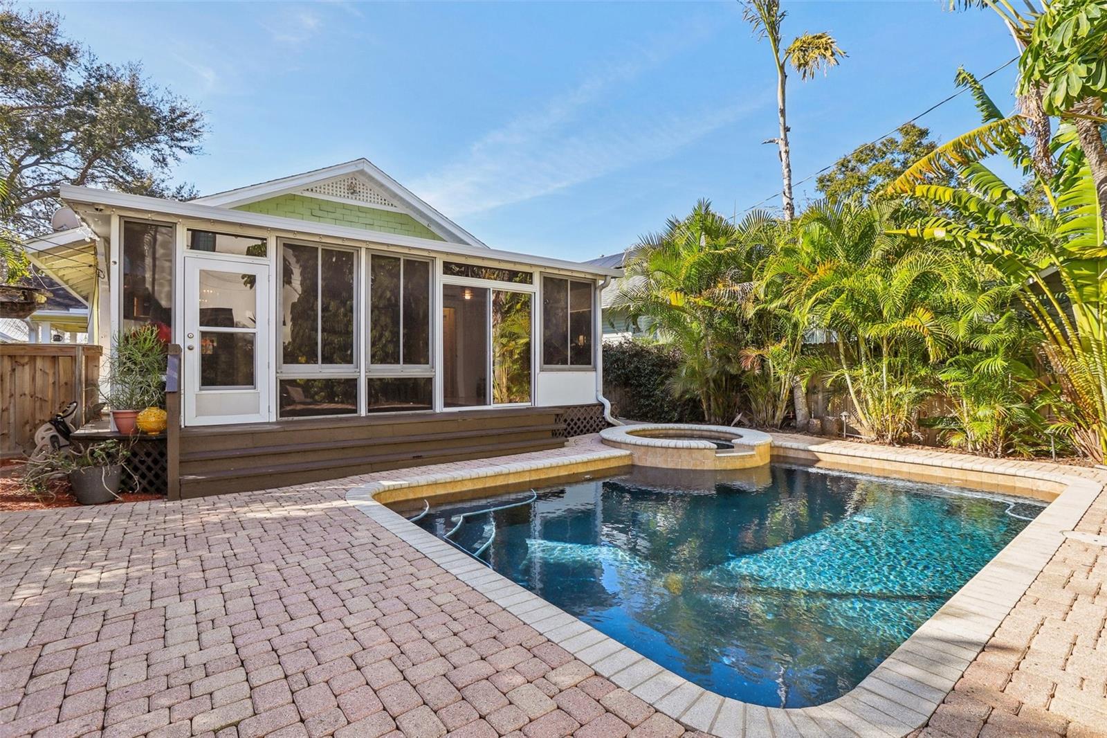 921 3RD ST N, ST PETERSBURG, FL, 33701