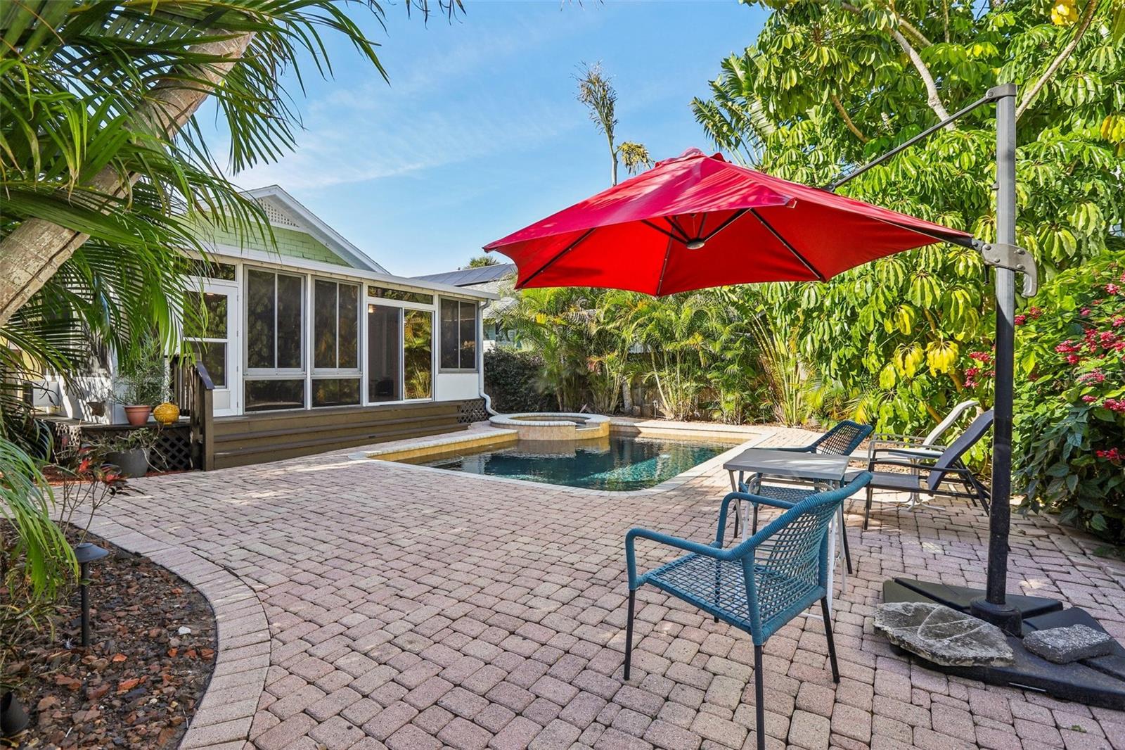 921 3RD ST N, ST PETERSBURG, FL, 33701