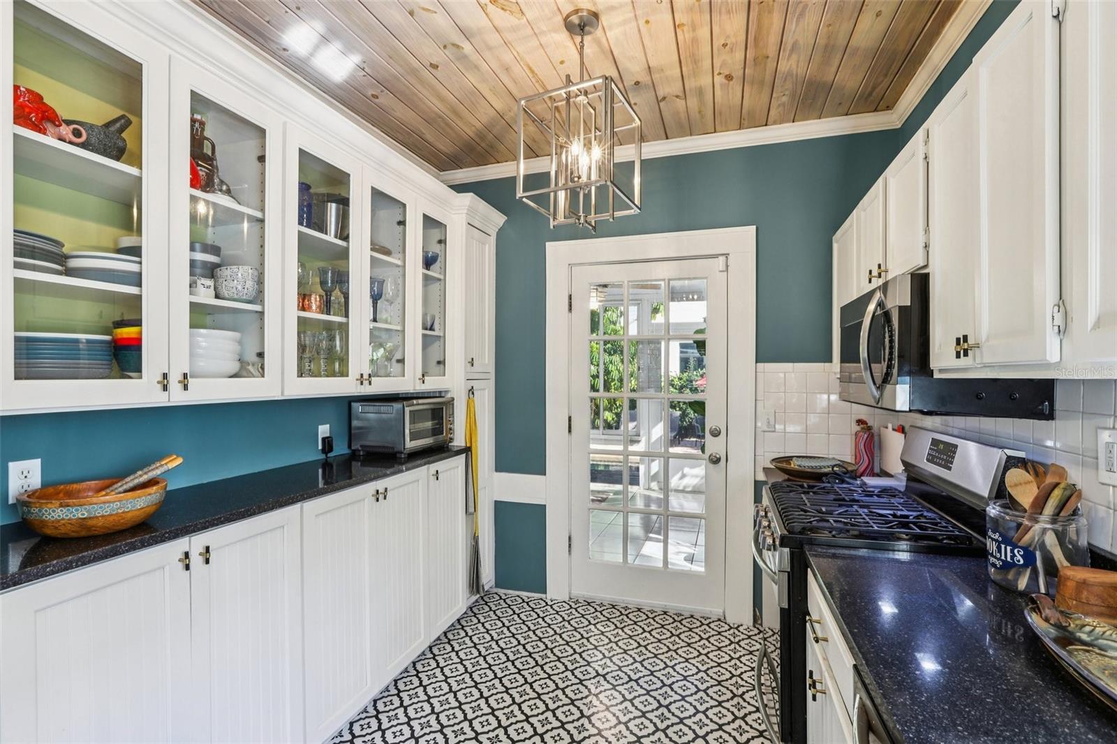 921 3RD ST N, ST PETERSBURG, FL, 33701