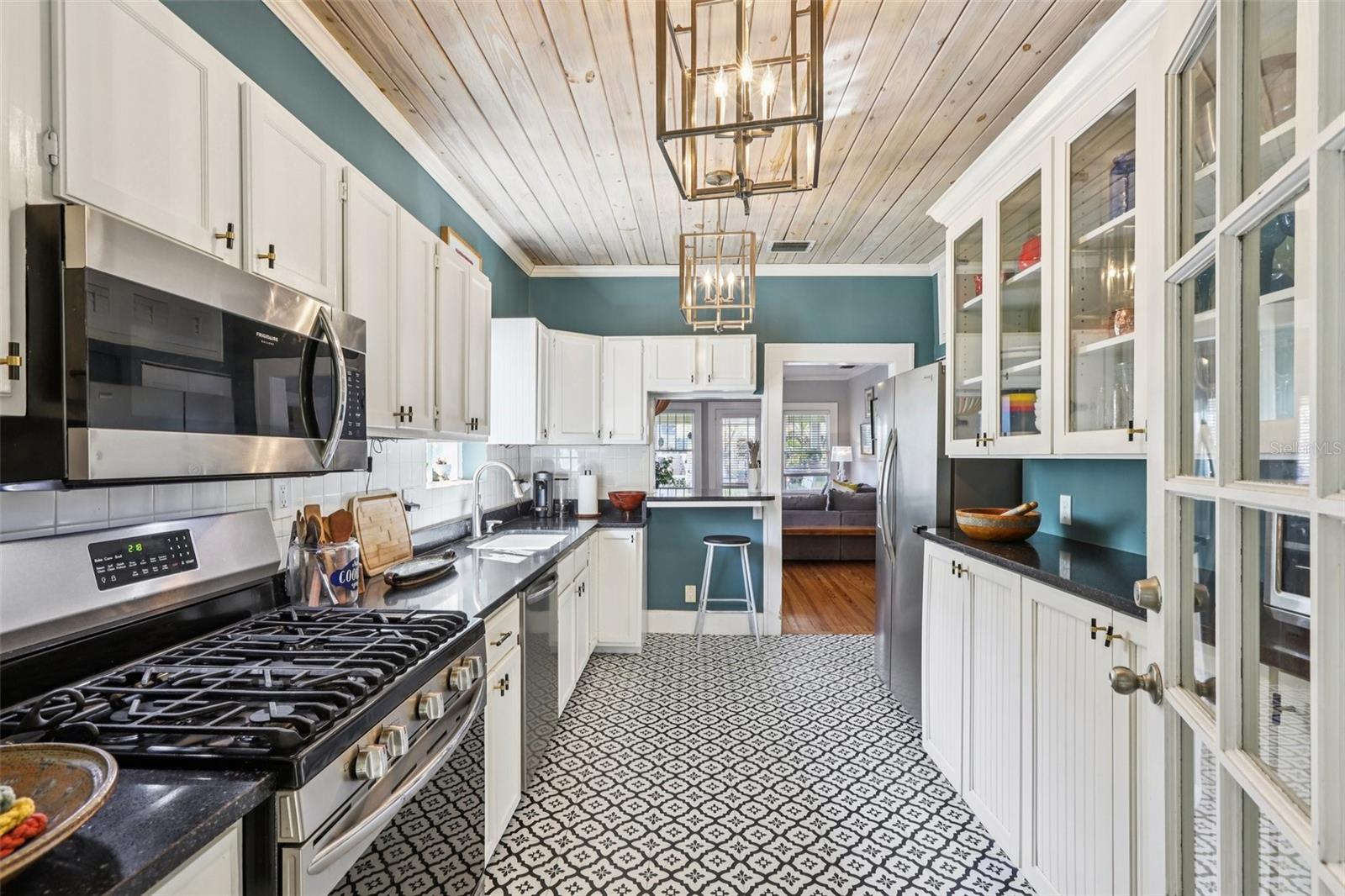 921 3RD ST N, ST PETERSBURG, FL, 33701