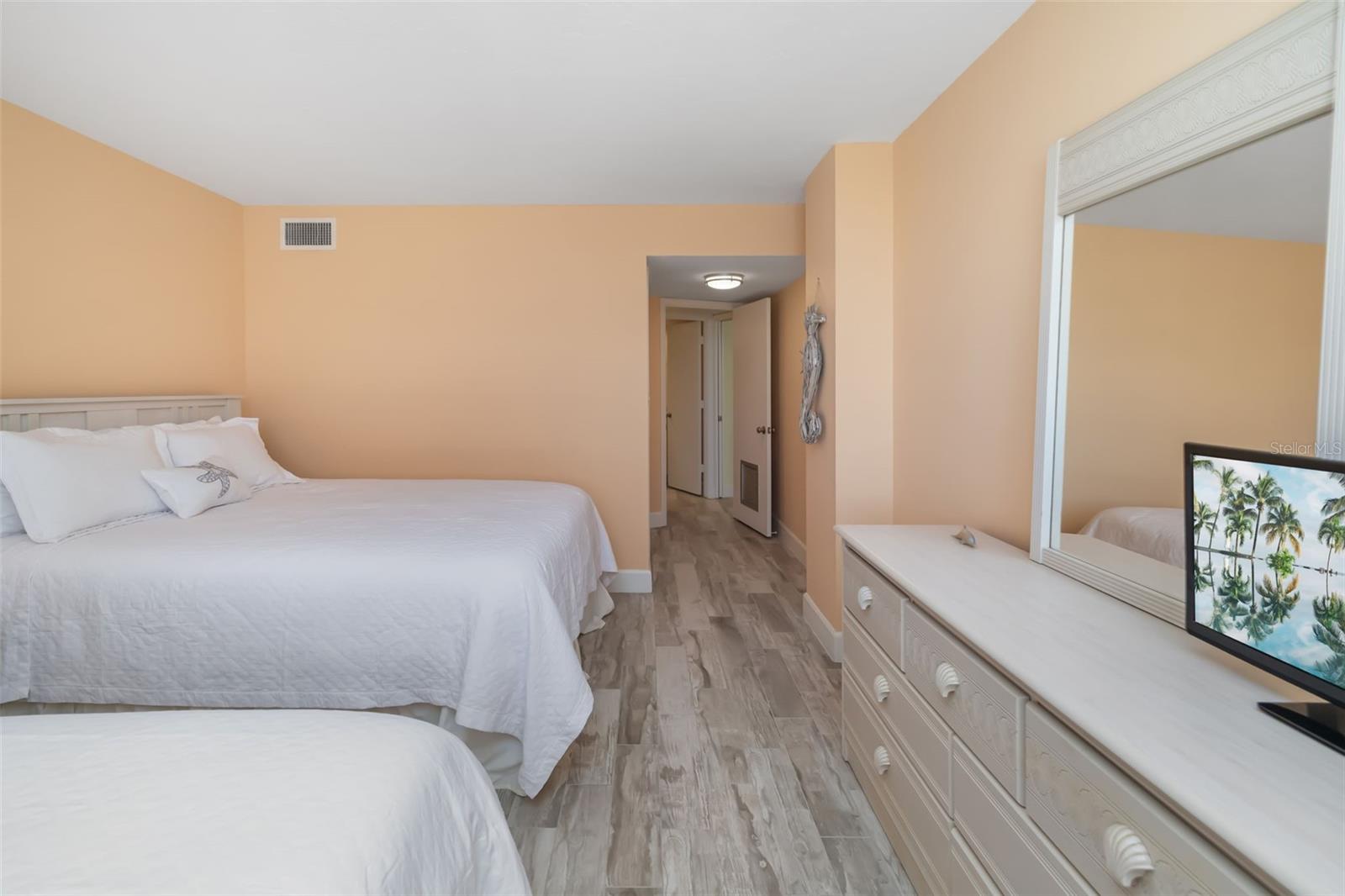 5920 MIDNIGHT PASS RD #704, SARASOTA, FL, 34242