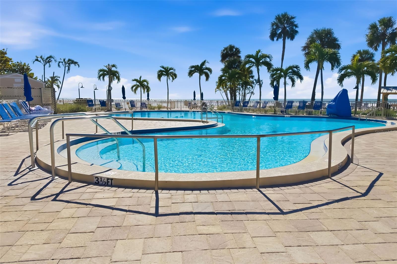 5920 MIDNIGHT PASS RD #704, SARASOTA, FL, 34242