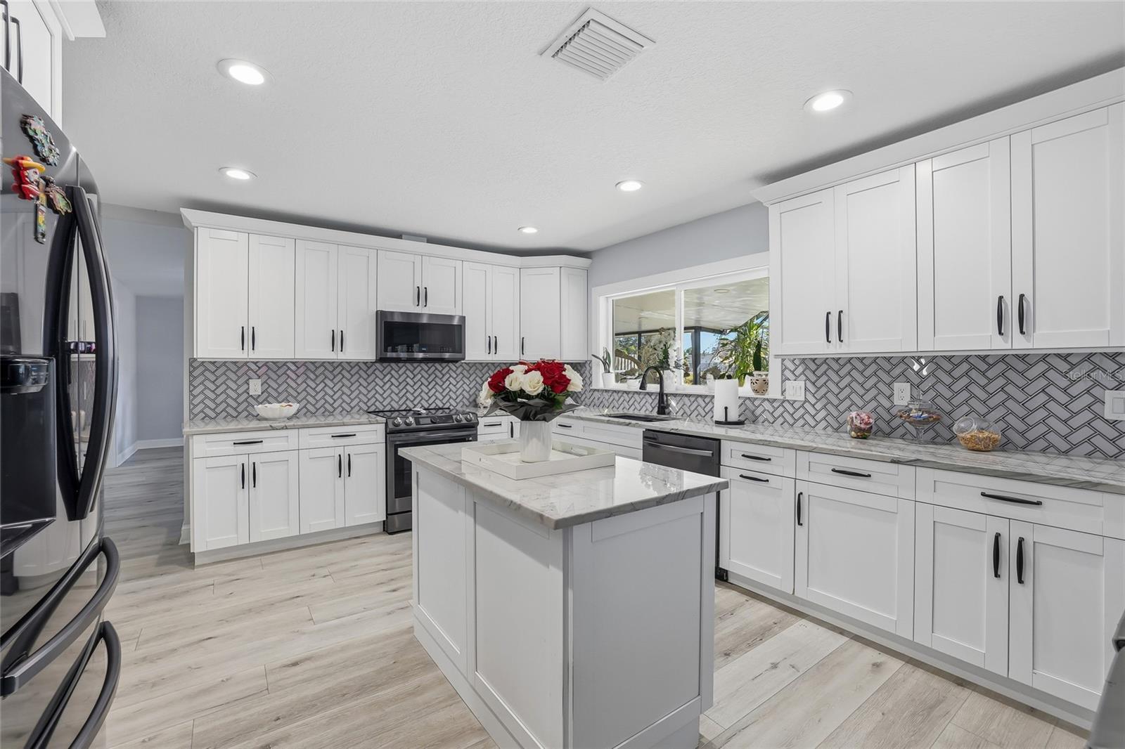 4024 DELLBROOK DR, TAMPA, FL, 33624