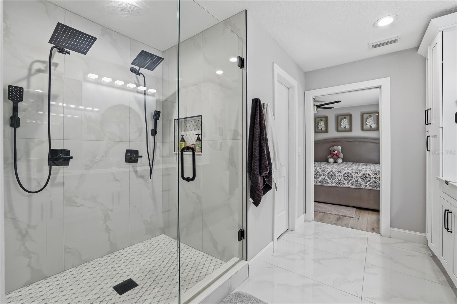 4024 DELLBROOK DR, TAMPA, FL, 33624