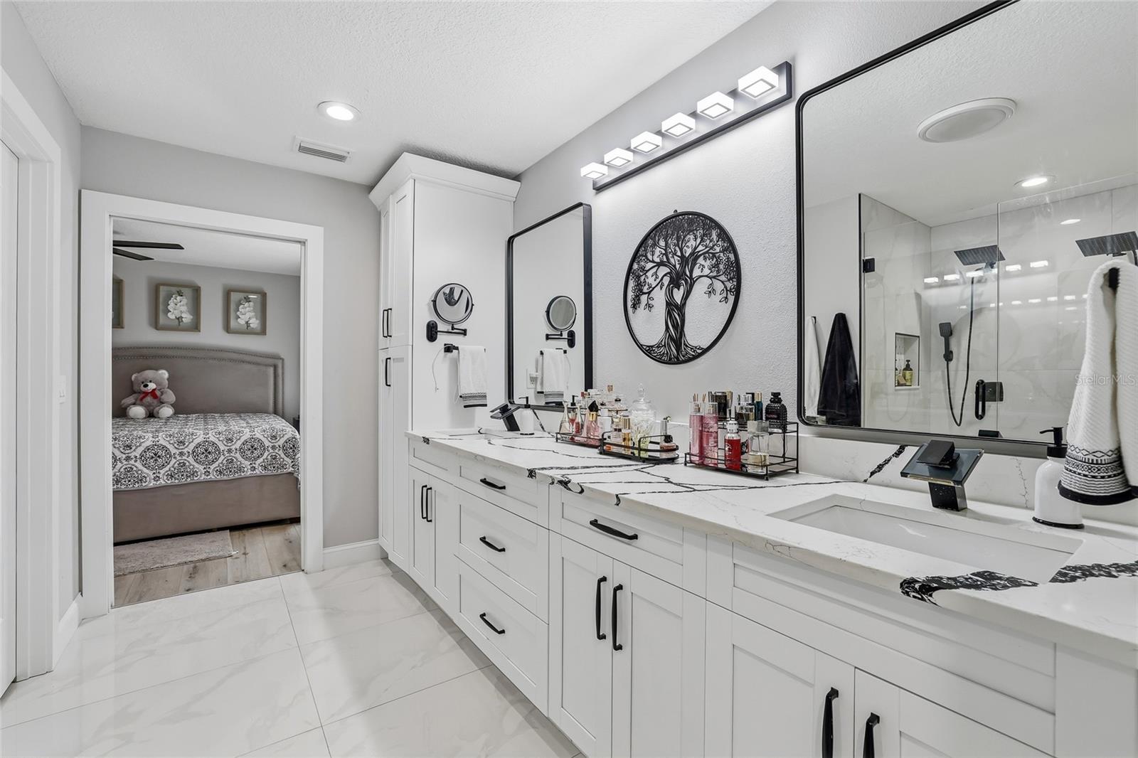 4024 DELLBROOK DR, TAMPA, FL, 33624