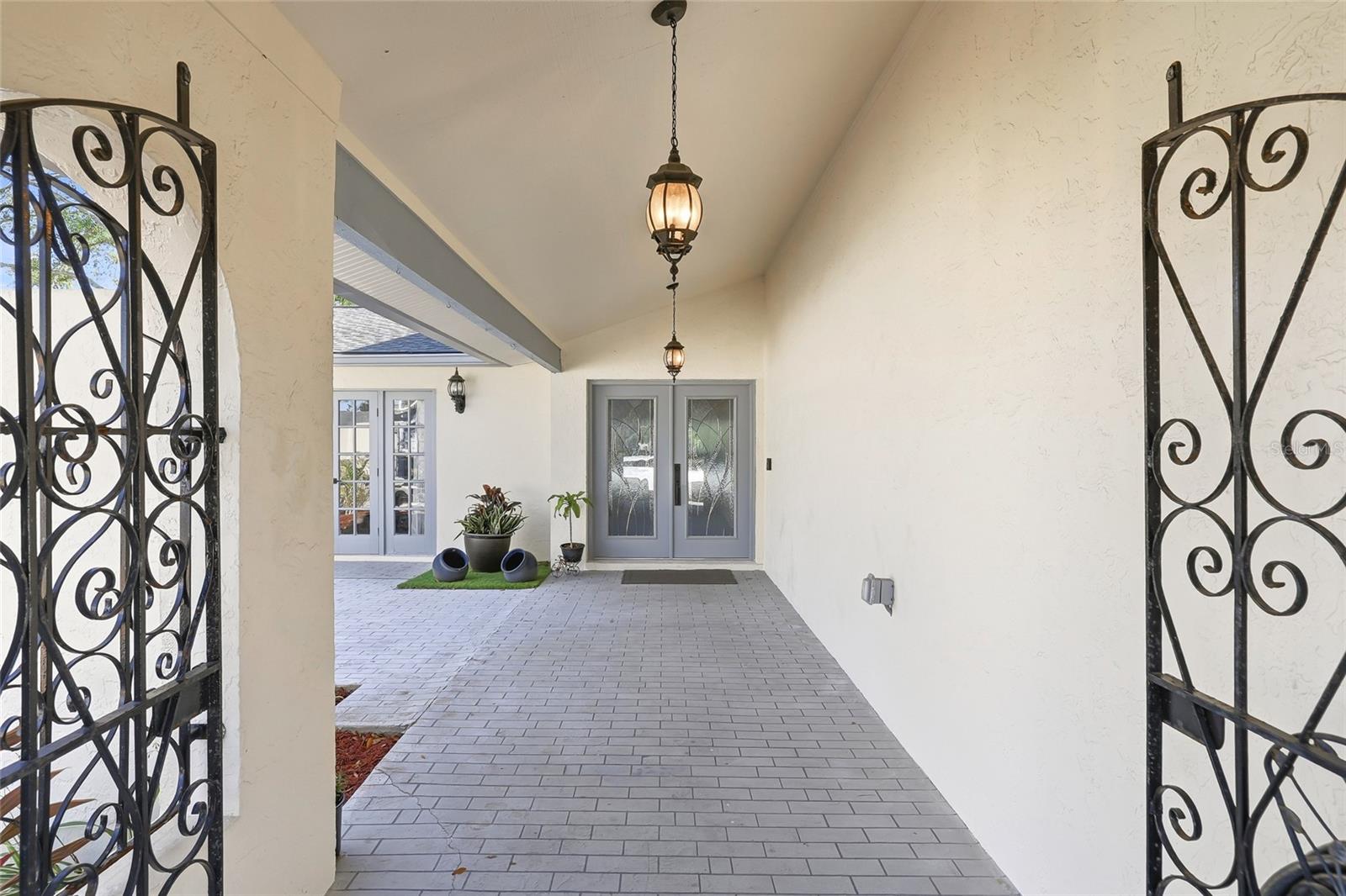 4024 DELLBROOK DR, TAMPA, FL, 33624