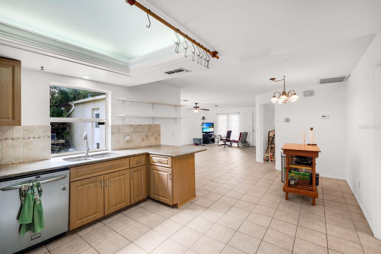 17740 SABAL PALM DR, NORTH FORT MYERS, FL, 33917