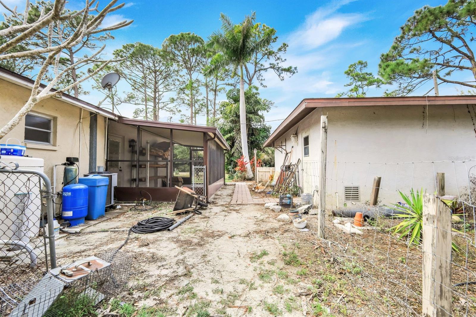 17740 SABAL PALM DR, NORTH FORT MYERS, FL, 33917