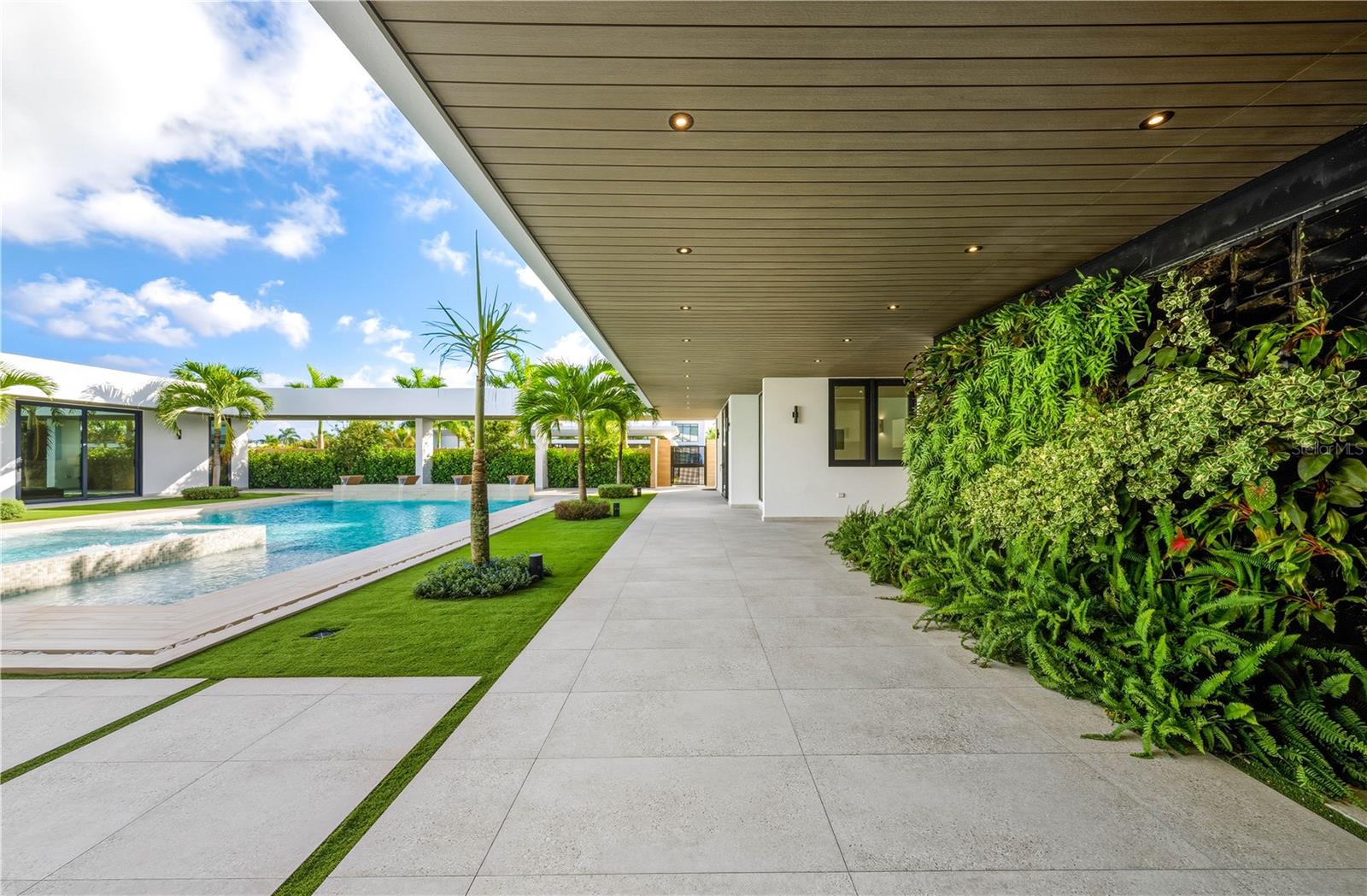 PR9118954 Property Photo