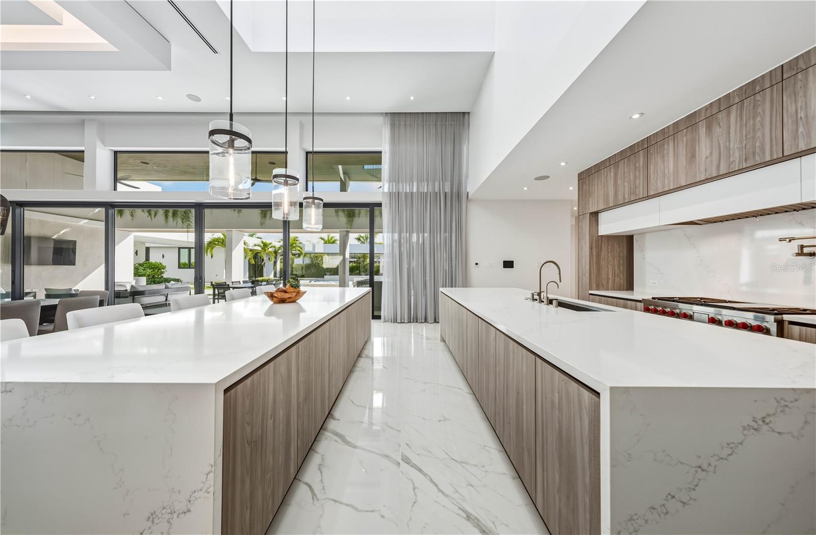 PR9118954 Property Photo