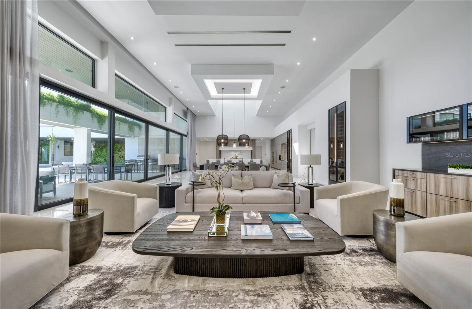 PR9118954 Property Photo