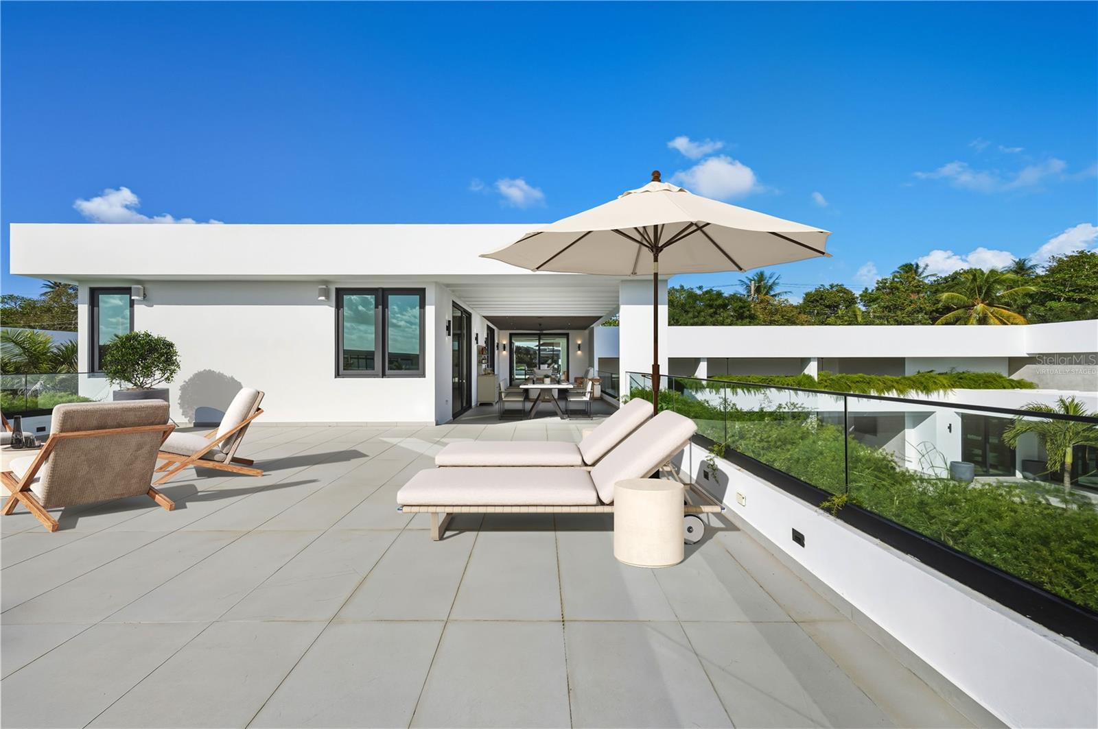 PR9118954 Property Photo