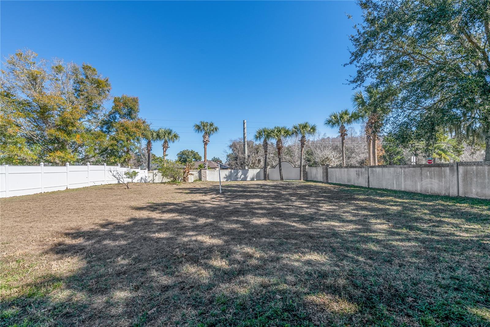 1128 HELMSDALE DR, WESLEY CHAPEL, FL, 33543