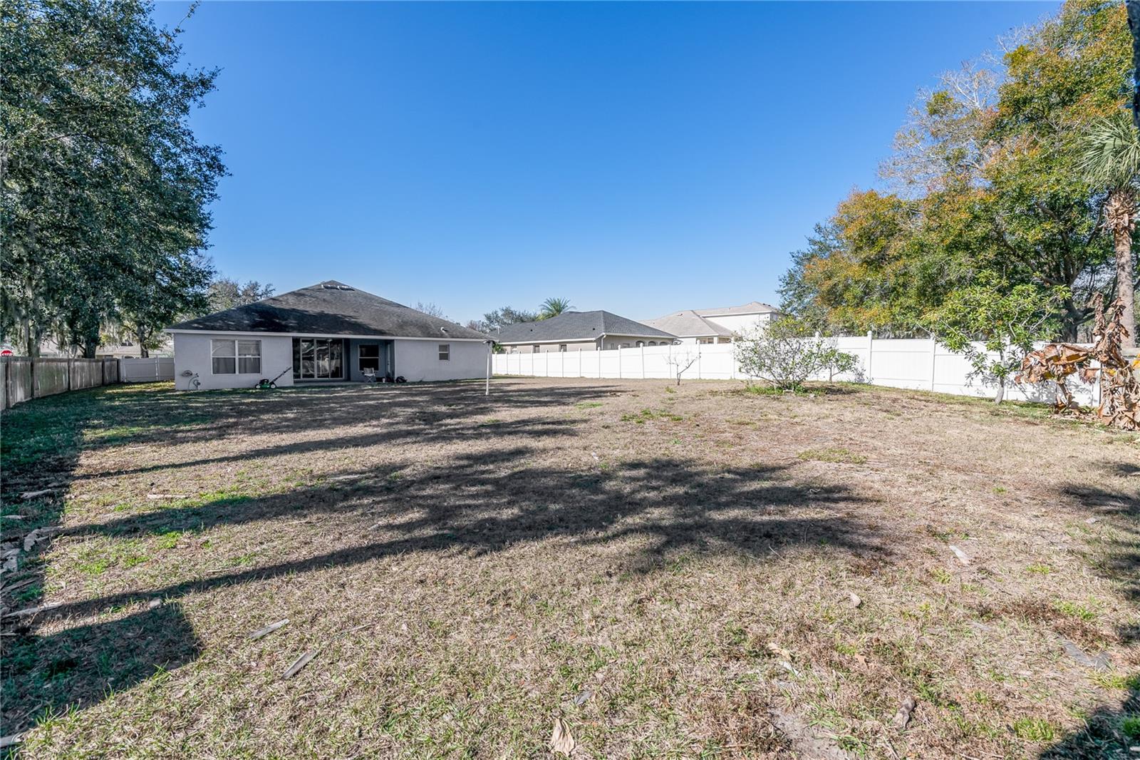 1128 HELMSDALE DR, WESLEY CHAPEL, FL, 33543