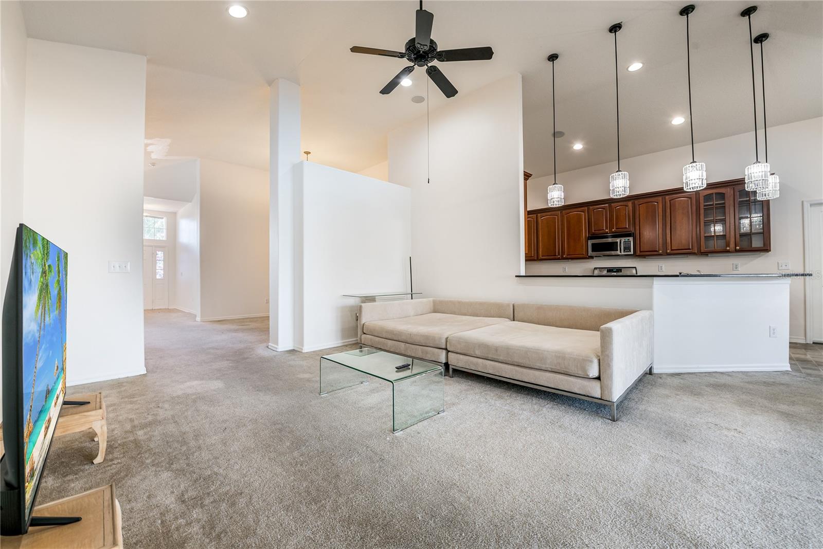 1128 HELMSDALE DR, WESLEY CHAPEL, FL, 33543