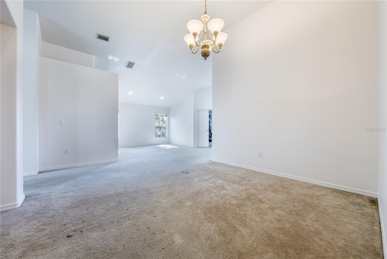 1128 HELMSDALE DR, WESLEY CHAPEL, FL, 33543