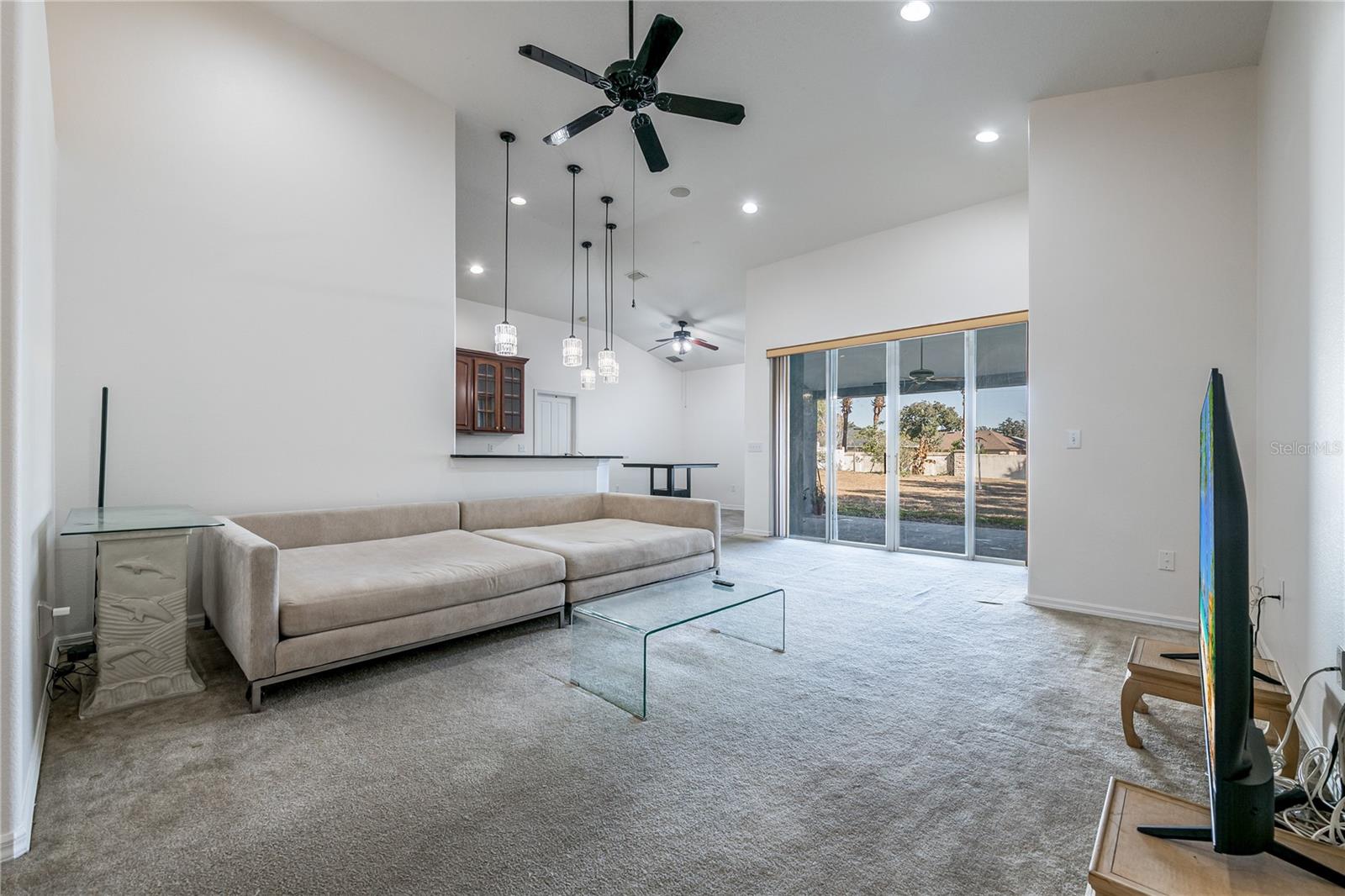 1128 HELMSDALE DR, WESLEY CHAPEL, FL, 33543