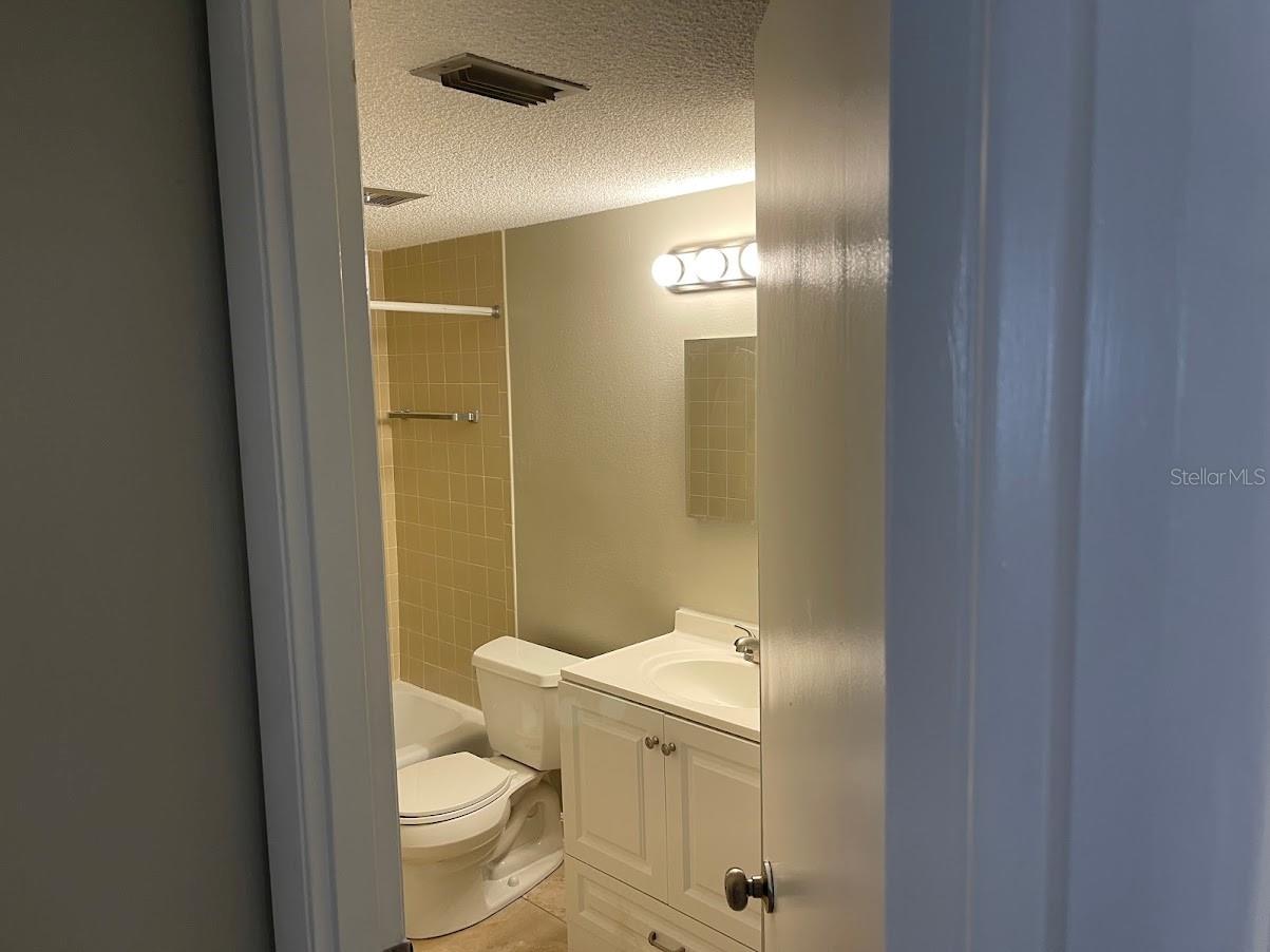 2763 WOODGATE LN #111, SARASOTA, FL, 34231