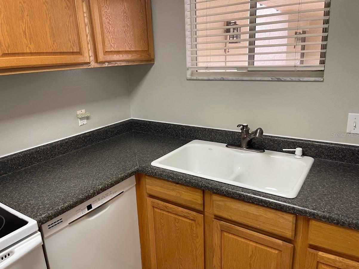 2763 WOODGATE LN #111, SARASOTA, FL, 34231