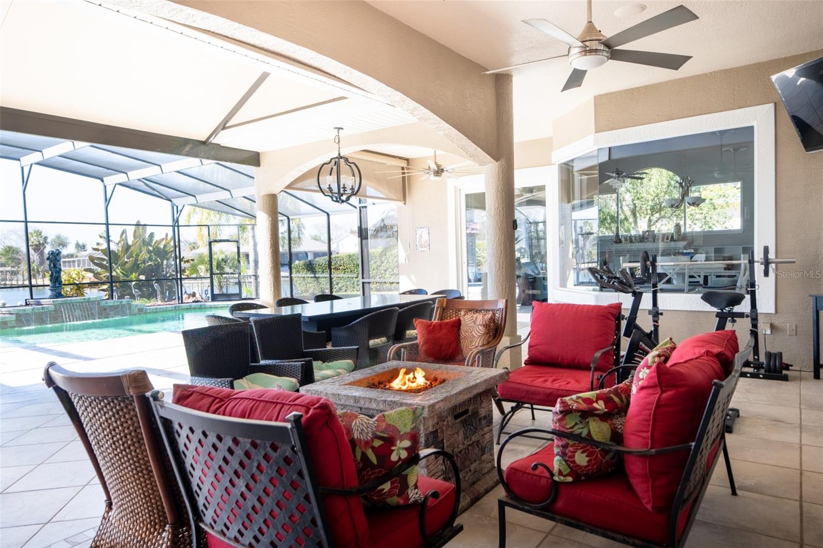 18 OLD OAK DR N, PALM COAST, FL, 32137