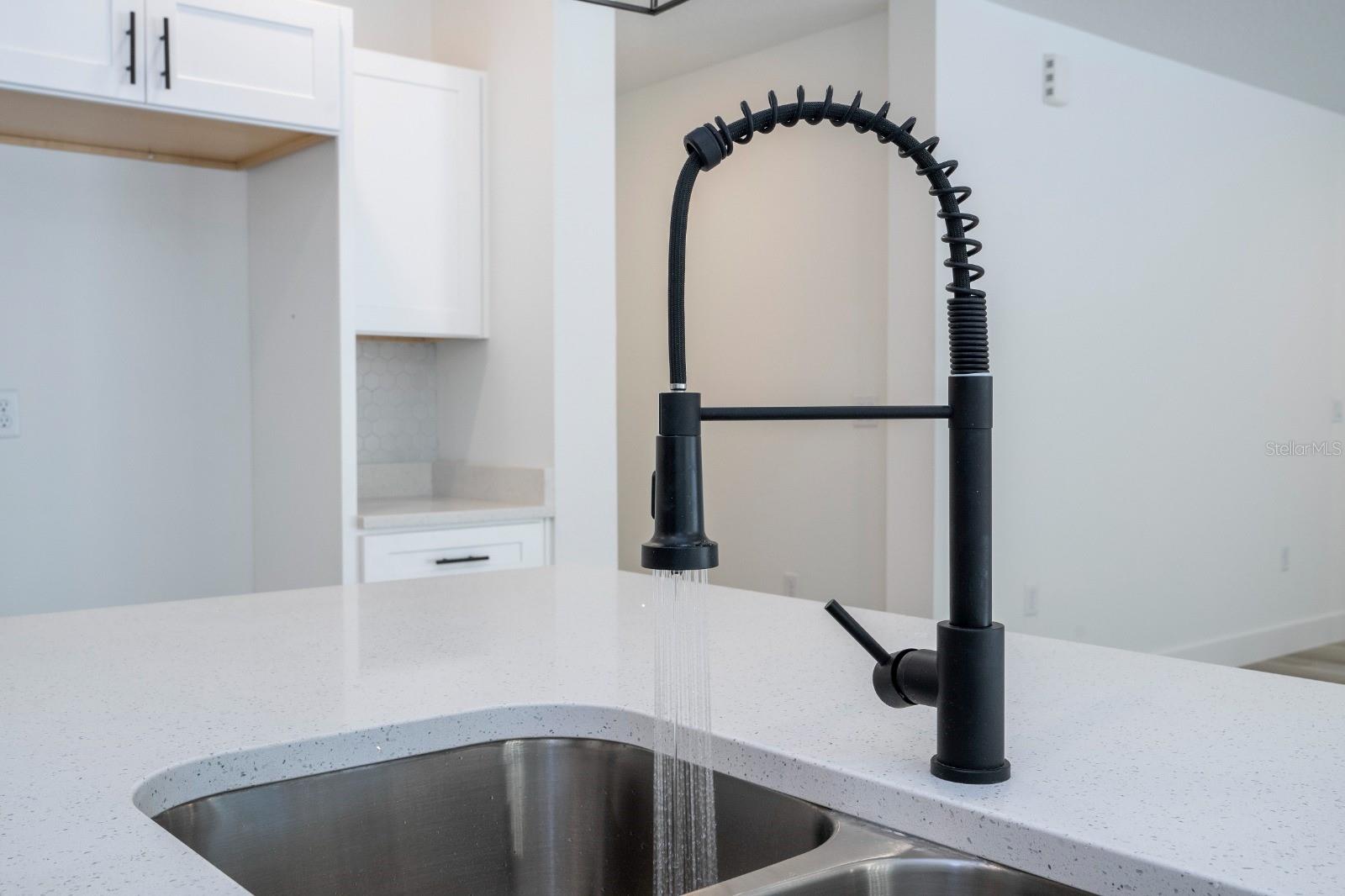 1129 EDINBURGH ST, NORTH PORT, FL, 34288