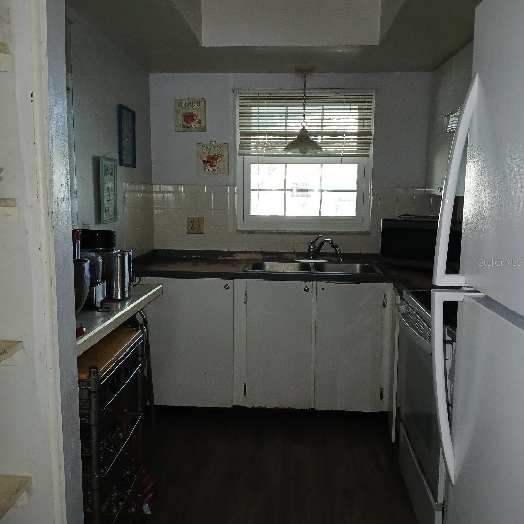 W7882587 Property Photo