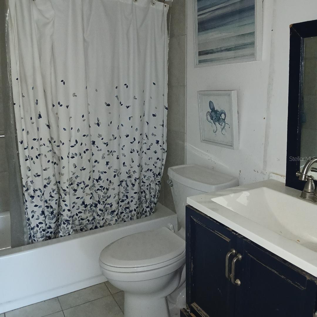 W7882587 Property Photo