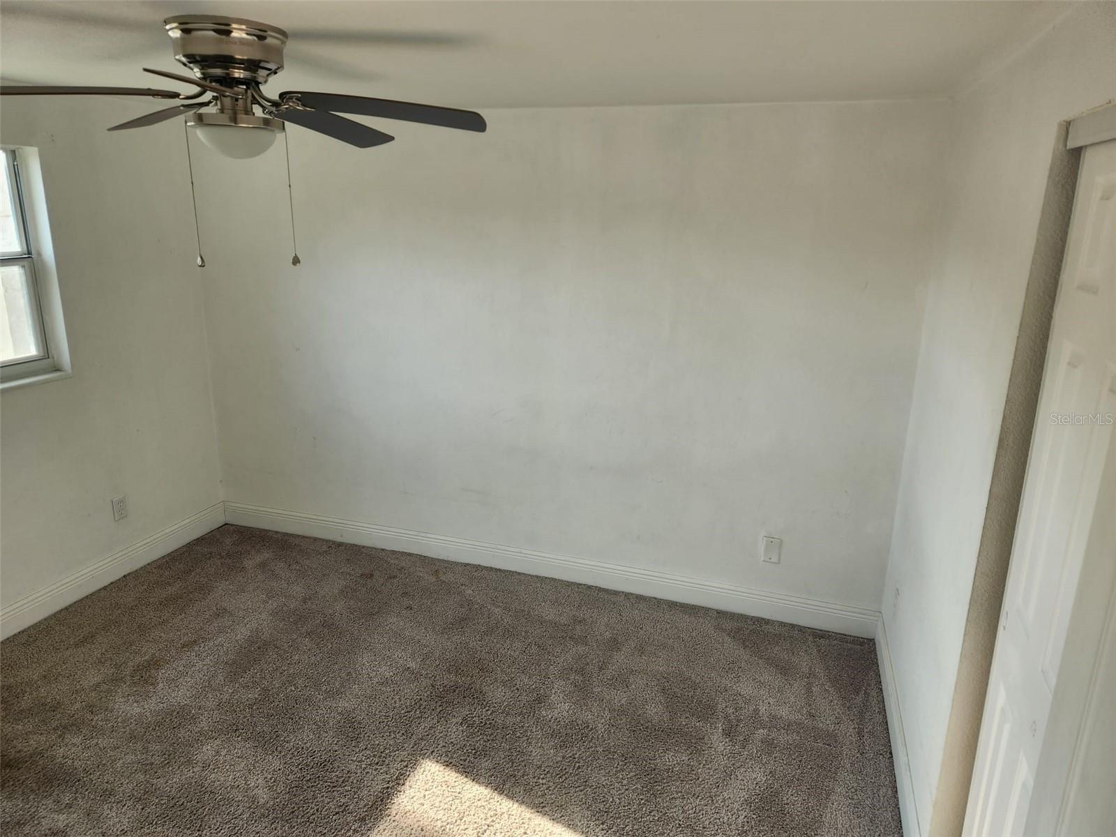 8518 WOODLAKE DR, TAMPA, FL, 33615